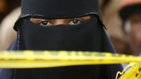 حمله بر دختر 14 ساله مسلمان در سویدن - اسپوتنیک افغانستان  