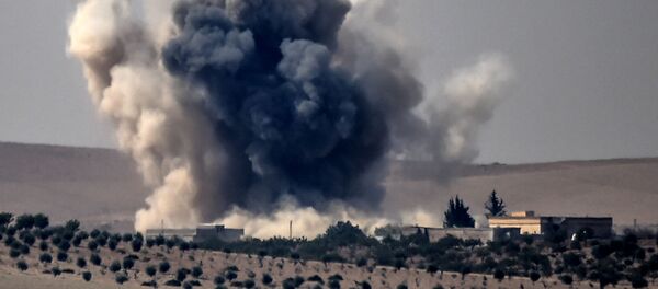 افزایش شمار قربانیان حملات هوایی امریکا به ولایت دیرالزور افزایش شمار قربانیان حملات هوایی امریکا به ولایت دیرالزور - اسپوتنیک افغانستان