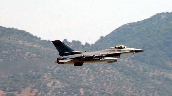 A Turkish Air Force F-16 fighter jet - اسپوتنیک افغانستان  