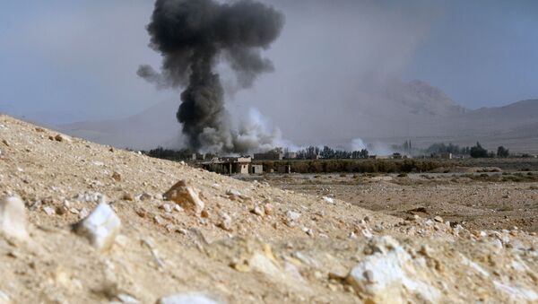 Артиллерийский обстрел позиций боевиков в Сирии - اسپوتنیک افغانستان  