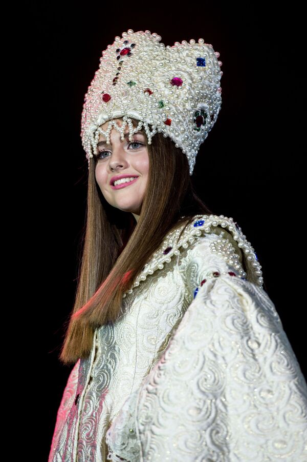شرکت کننده کانکور Miss World Russian Beauty - اسپوتنیک افغانستان  