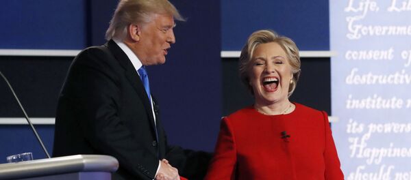 Кандидаты в президенты Дональд Трамп  и Хиллари Клинтон в дебатах в Нью-Йорке Кандидаты в президенты Дональд Трамп  и Хиллари Клинтон в дебатах в Нью-Йорке - اسپوتنیک افغانستان