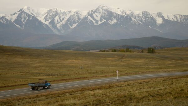 Автомобильная дорога Чуйский тракт в Республике Алтай - اسپوتنیک افغانستان  