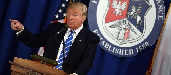 ترامپ: اولین امریکایی واکسین ضد کرونا شد ترامپ: اولین امریکایی واکسین ضد کرونا شد - اسپوتنیک افغانستان