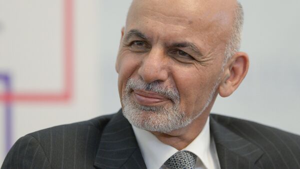 غنی سلب صلاحیت سه وزیر کابینه‌اش را «ناموجه» خواند - اسپوتنیک افغانستان  