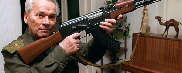 صد سال از زادروز مخترع کلاشنیکوف می‌گذرد  - اسپوتنیک افغانستان  