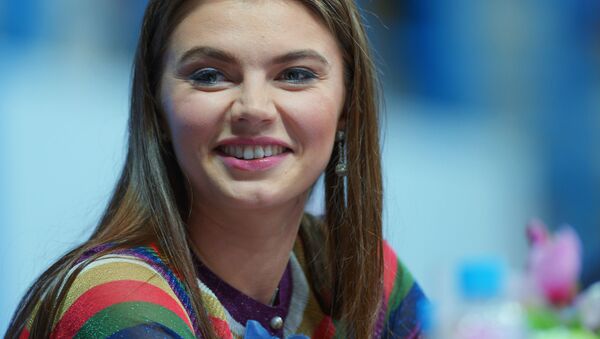 Олимпийская чемпионка по художественной гимнастике Алина Кабаева - اسپوتنیک افغانستان  