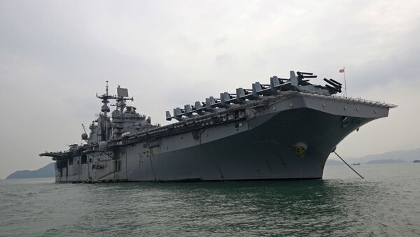 The U.S. destroyer USS Bonhomme Richard is anchored during its port call in the Hong Kong - اسپوتنیک افغانستان  