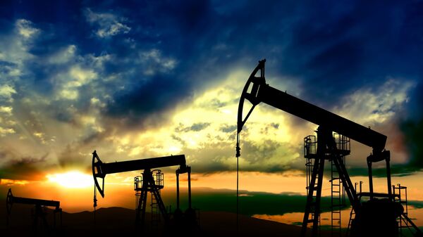 امریکا از فروش نفت ذخایر نفت کشور را ترمیم میکند - اسپوتنیک افغانستان  
