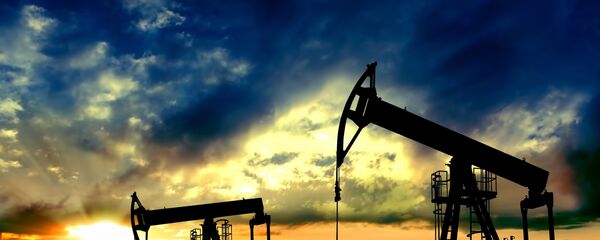 امریکا از فروش نفت ذخایر نفت کشور را ترمیم میکند امریکا از فروش نفت ذخایر نفت کشور را ترمیم میکند - اسپوتنیک افغانستان