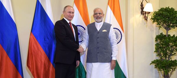 توافق 1 ملیاردی صندق های سرمایه گزاری هند و روسیه توافق 1 ملیاردی صندق های سرمایه گزاری هند و روسیه - اسپوتنیک افغانستان