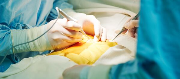 مرد هندی با دو قلب تپنده در سینه مرد هندی با دو قلب تپنده در سینه - اسپوتنیک افغانستان