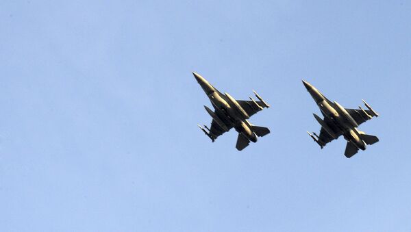 Два истребителя бельгийских ВВС во время полета - اسپوتنیک افغانستان  