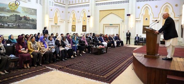 نگرانی زنان از توافق صلح حکومت با طالبان نگرانی زنان از توافق صلح حکومت با طالبان - اسپوتنیک افغانستان