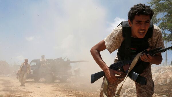 نیرو های دولتی لیبی 13 نفری که توسط گروه تروریستی داعش گروگان گرفته شده بود آزاد کردند - اسپوتنیک افغانستان  