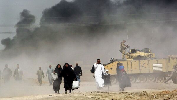 داعش در مقابل ارتش و غیر نظامیان از قیر داغ استفاده میکند - اسپوتنیک افغانستان  