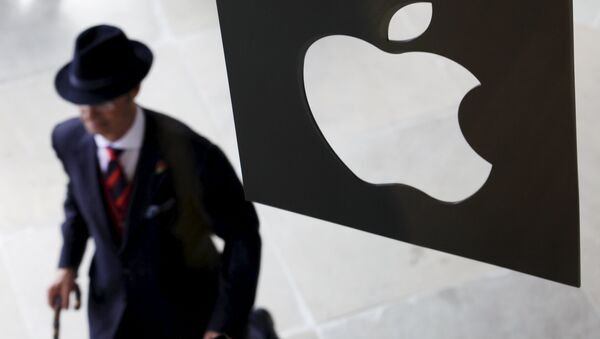 شرکت اپل(Apple) یک باشنده انگلستان را با صدام حسین اشتباه گرفت - اسپوتنیک افغانستان  