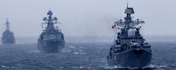 Российско-китайские учения Морское взаимодействие-2015 во Владивостоке Российско-китайские учения Морское взаимодействие-2015 во Владивостоке - اسپوتنیک افغانستان