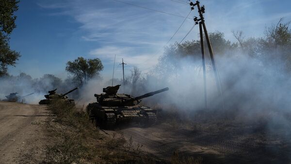 Отвод вооружений калибром менее 100 мм в Луганской народной республике - اسپوتنیک افغانستان  