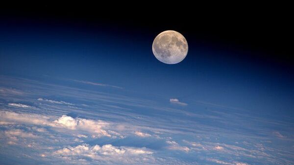 Снимок полной луны с борта МКС - اسپوتنیک افغانستان  