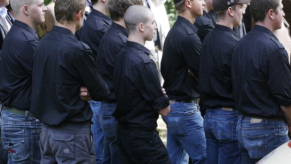 A group of young neo-Nazis attend a celebration at the Ulrichsberg (Mount Ulrich) on September 21, 2008 in Karnburg, some 300 kms south of Vienna. - اسپوتنیک افغانستان  