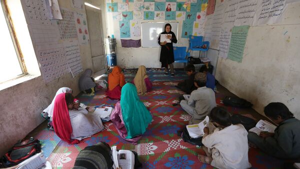 روزانه هزار و صد کودک از رفتن به مکتب محروم می‌شوند - اسپوتنیک افغانستان  