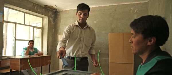 نشست احزاب و جریان های سیاسی برای برگزاری انتخابات شفاف نشست احزاب و جریان های سیاسی برای برگزاری انتخابات شفاف - اسپوتنیک افغانستان