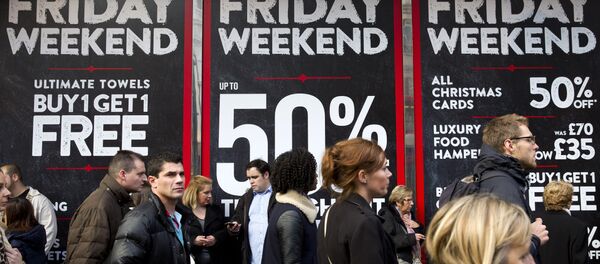 تیراندازی در حراج جمعه سیاه در امریکا + عکس تیراندازی در حراج جمعه سیاه در امریکا + عکس - اسپوتنیک افغانستان